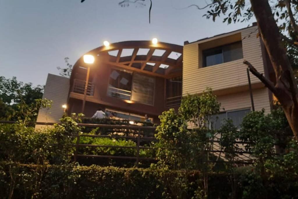 Karjat Villa Bagian luar foto