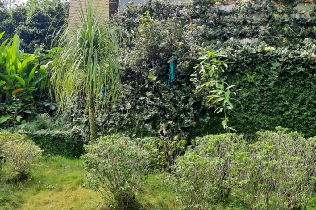 Karjat Villa Bagian luar foto