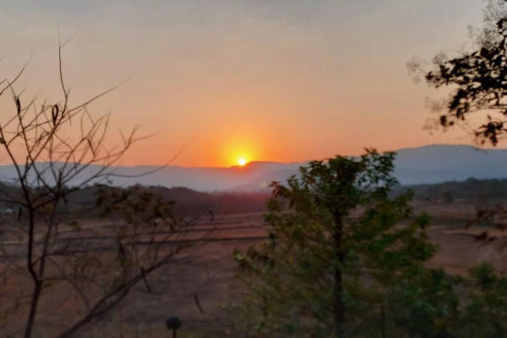 Karjat Villa Bagian luar foto