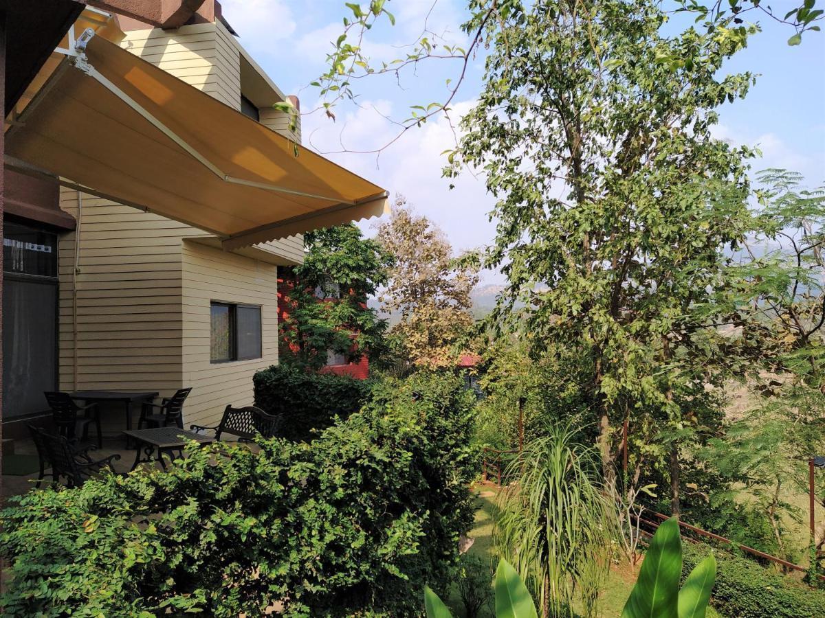 Karjat Villa Bagian luar foto