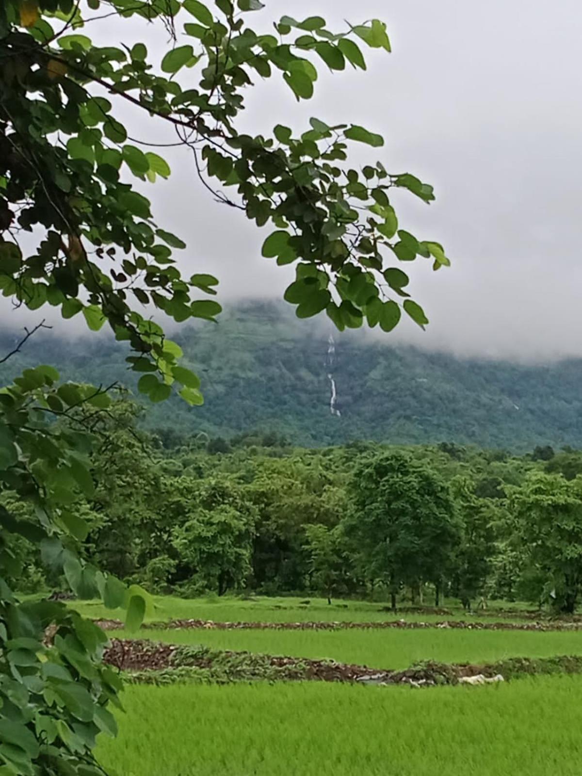 Karjat Villa Bagian luar foto