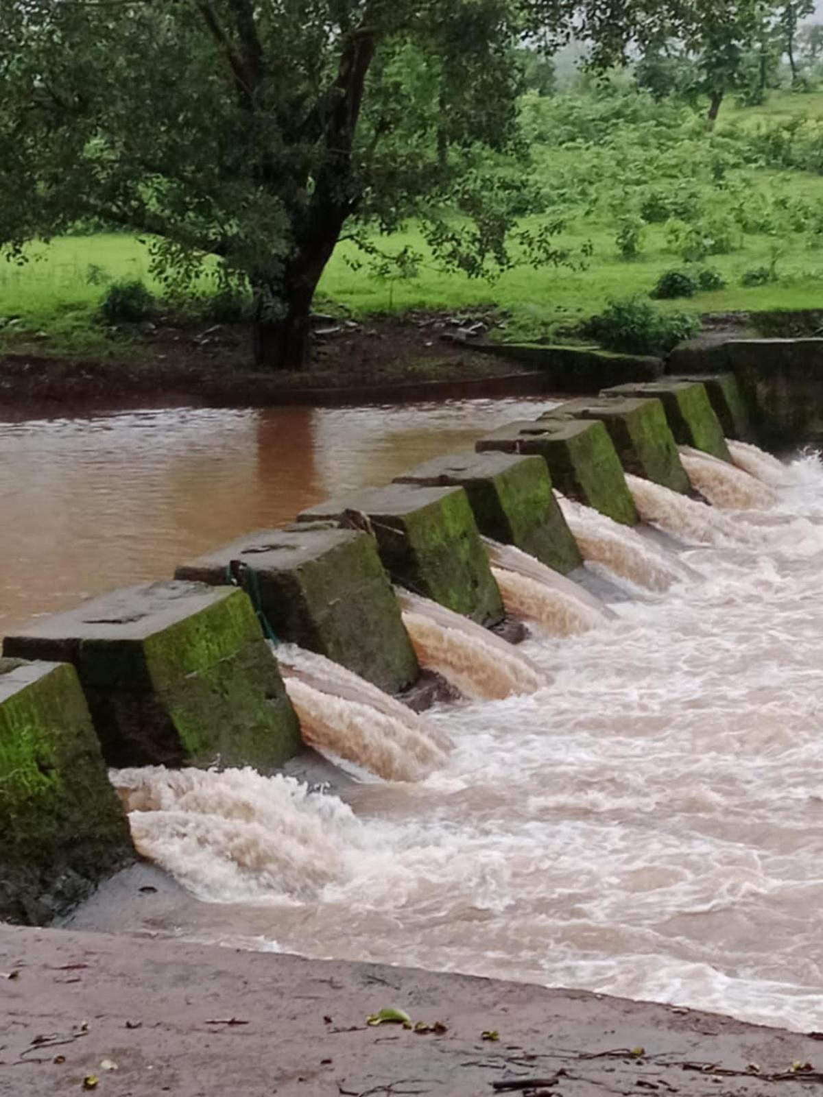 Karjat Villa Bagian luar foto